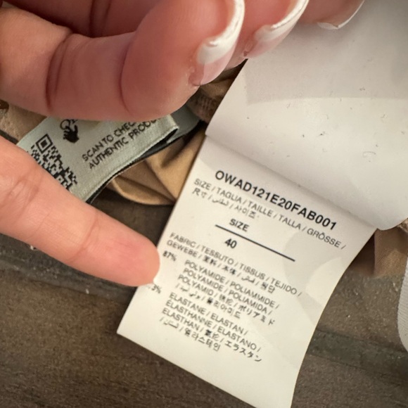 Off-White top - Picture 5 of 6